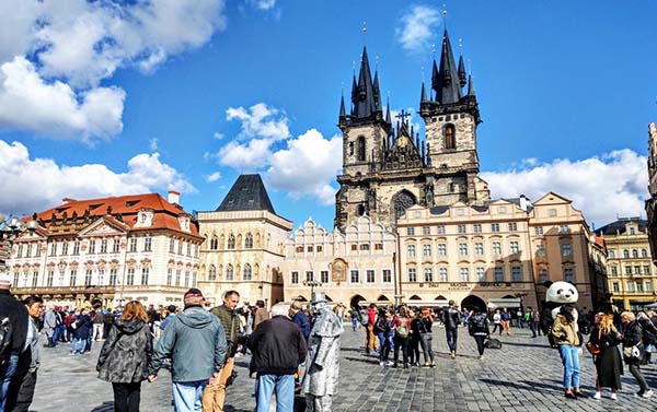 愛在東歐~華麗奧捷12天(CI)國王湖遊船、雙點進出、音樂會、鹽礦、哈斯達特天空步道、米其林、6晚五星&湖區飯店