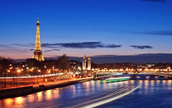 優選德國.瑞士.法國~浪漫新天鵝堡.絕美少女峰.經典羅浮宮.香檳酒廠.情訂巴黎香頌12天
