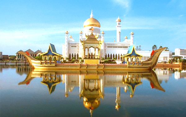 汶萊5日~水上人家、長鼻猴、天空之鏡、詩利亞油田、邦卡鎮
