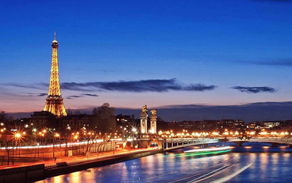 【優選德國.瑞士.法國12天】浪漫新天鵝堡.絕美少女峰.經典羅浮宮.香檳酒廠.情訂巴黎香頌