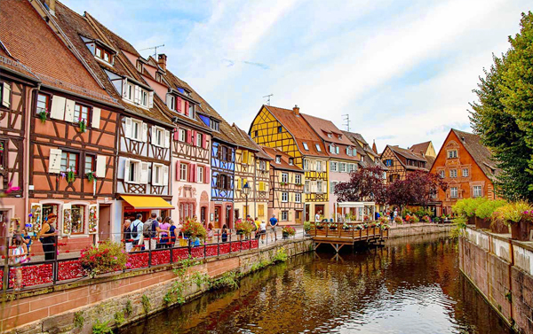 法瑞雙峰、雙遊船、雙宮 四朵花酒鄉、經典景觀列車13天
