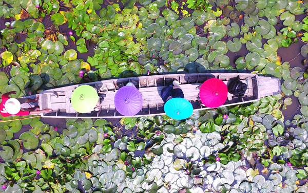 華欣浪漫情懷5日(華航.無購物) 華欣五星飯店、水上餐廳、紅蓮花空拍網美照、華欣火車站、水上市場、夜遊湄南河、泰式按摩