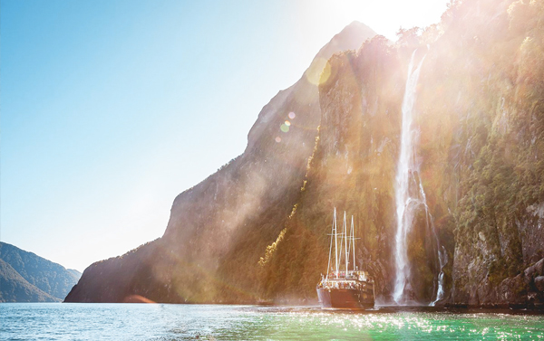 大自然奇境 紐西蘭南北島 峽灣星空 魔戒世界10天
