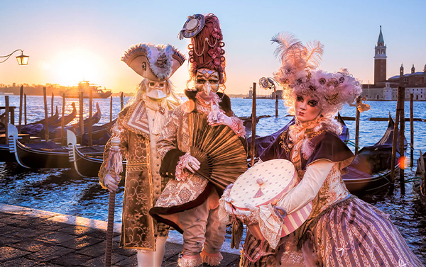 【威尼斯面具節】威尼斯島飯店、地中海美景、法拉利高鐵、八大風味餐 (EK)

