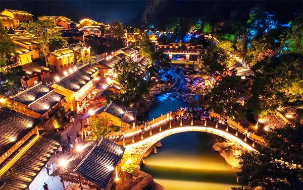 江西尋夢仙境三排座８日~上海外灘、望仙谷、婺源篁嶺、靈山登山扶梯、龜峰(自由行)