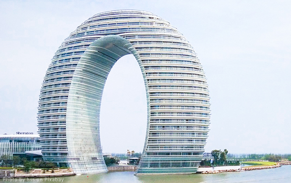 江南水鄉烏鎮、上海新地標天安千樹、拈花灣禪行光影秀、五星月亮灣、蜂巢酒店８日(自由行)