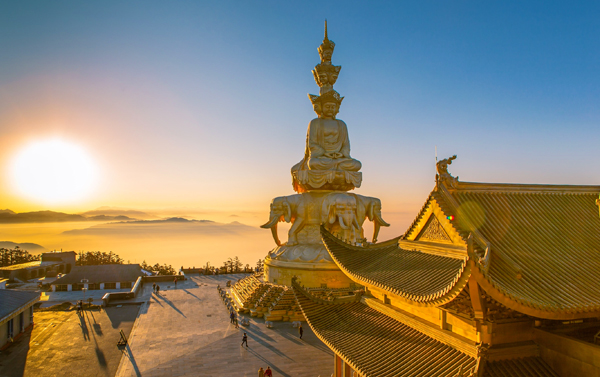 絕美九寨溝、五彩黃龍、峨嵋山金頂、船遊樂山大佛三排座８日(自由行)
