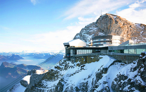 峰情德奧瑞~新天鵝堡.三大絕美湖區.彼拉圖斯山齒軌火車+山頂景觀旅館10天
