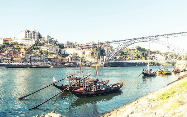 冬饗奇幻西葡 佩納宮 魔法書店 伊比利深度13天
