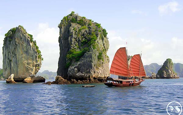 河內陸龍灣三祝寺~五星海上Villa下龍灣國賓號遊輪５日(CI)