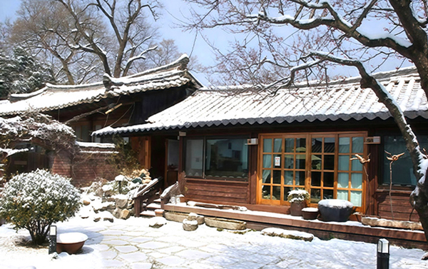 【長榮航空】冬遊釜蔚慶~汗蒸幕.戲雪趣.海岸膠囊列車.長腳蟹吃到飽五日(不走人蔘.保肝)