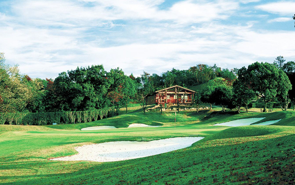 日本關西大阪高爾夫
心齋橋自由逛街+OUTLET 5天3場球