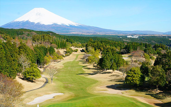 日本冬季白頭富士山高爾夫附桿弟
和牛燒肉、三島鰻魚飯、球具店購物、中文司機5天3場球